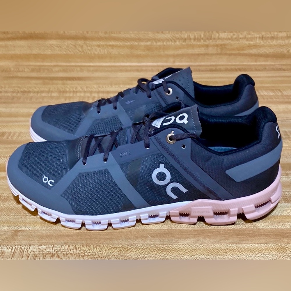 On Cloud Cloudflow On Running Women’s  Trainers in Rock Rose Size 9